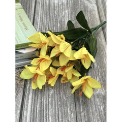 Artificial Flowers Bunch Bouquet Oflily Flowers For Home Decoration (Yellow, Material:Silk, Polyester)