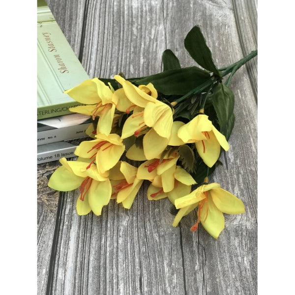 Artificial Flowers Bunch Bouquet Oflily Flowers For Home Decoration (Yellow, Material:Silk, Polyester)